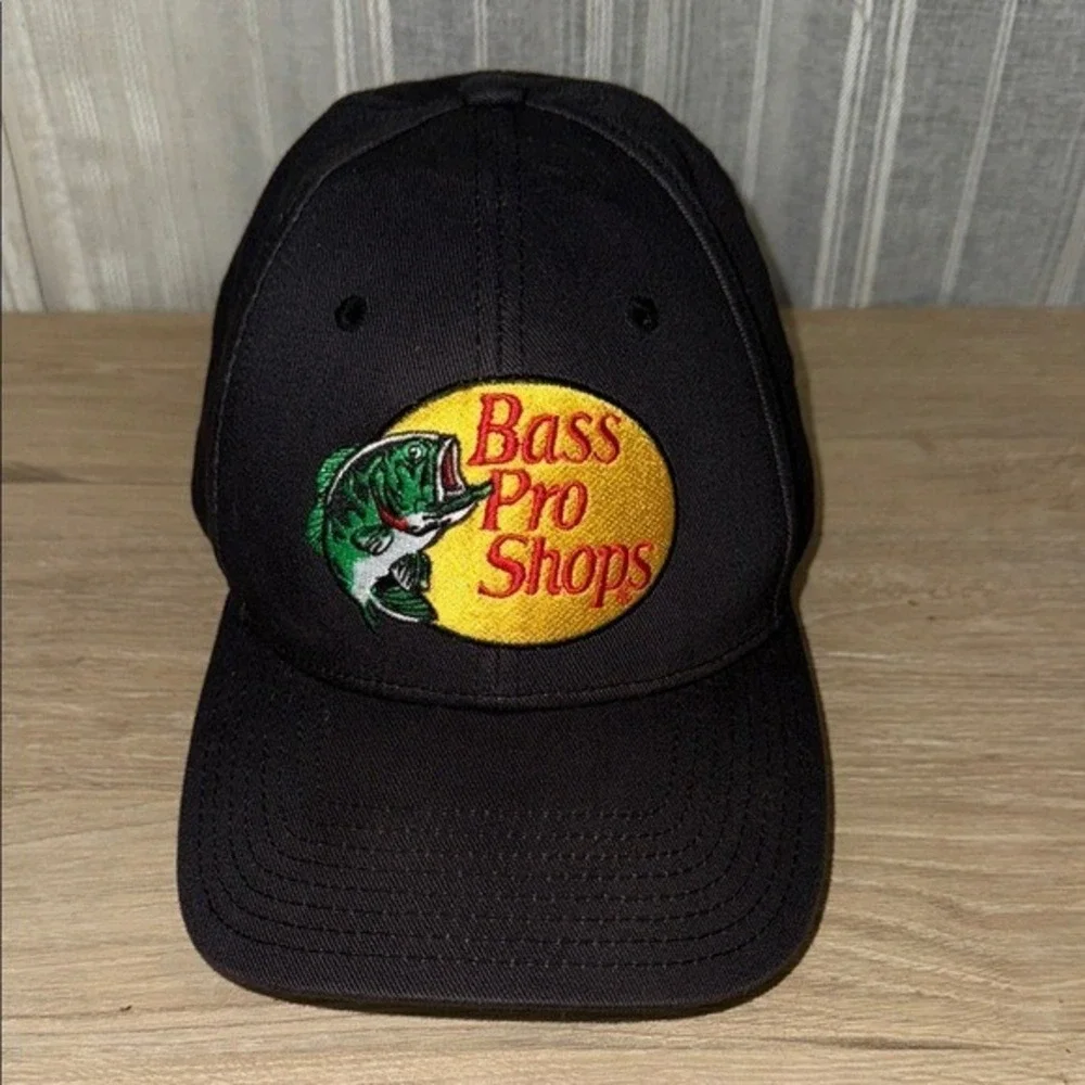 Bass Pro Shops Black Snapback Hat Embroidered Logo Fishing Baseball Cap OSFM
